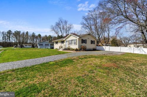 24 Clendaniel Dr, Dover, DE 19904-9628
