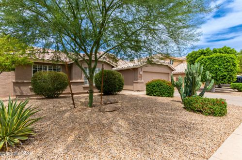 4236 Millbrae Ln, Gilbert, AZ 85234-0136