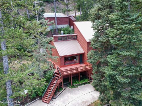 360 Matterhorn Dr, Park City, UT 84098-5230
