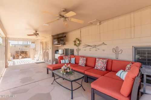4019 Charlotte Dr, Glendale AZ  85310-3212 exterior