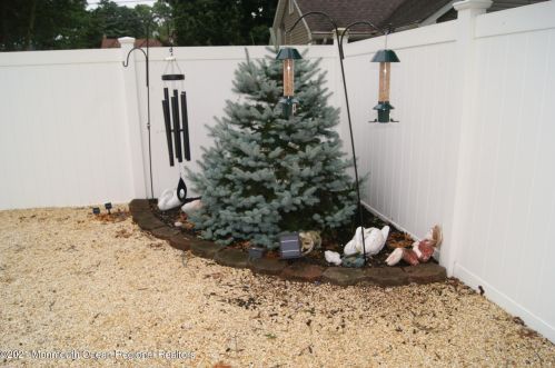 15 Van Ness Dr, Bricktown NJ  08723-5730 exterior