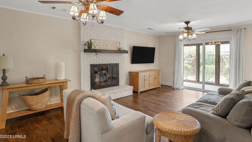 989 Dowlingwood Dr, Beaufort SC  29902-6323 exterior