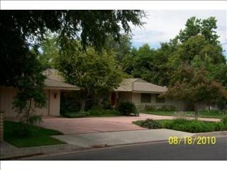 2560 Prince Albert Dr, Riverside, CA 92507-5768
