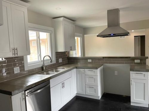 531 Garfield Ave, Milwaukee WI 53208-1545 exterior