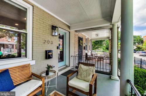 203 16th St, Washington, DC 20002-6542