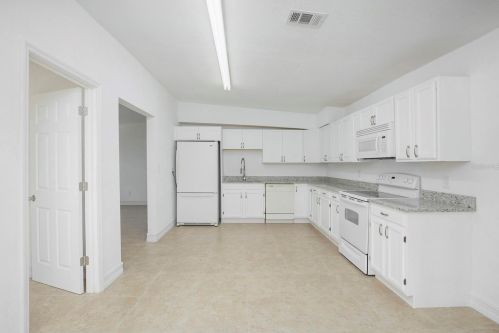 1307 Olive St, Lakeland FL  33815-4321 exterior