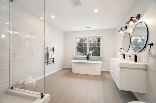 15 Thelma Pl, White Plains NY  10605-3808 exterior