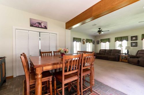 10710 Mcintosh Rd, Thonotosassa FL  33592-3945 exterior