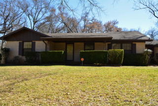 1416 Park Ave, Palestine, TX 75801-4654