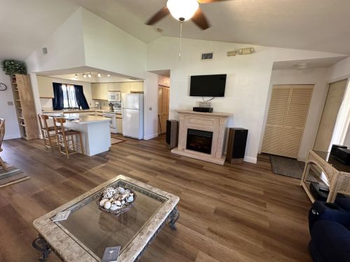 1640 Orleans Ct, Marco Island, FL 34145-5123