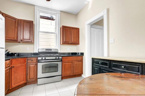 26-13 9th St, Long Island City NY  11102-3935 exterior