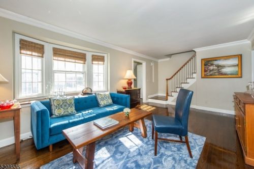 62 Morningside Rd, Verona, NJ 07044-1423