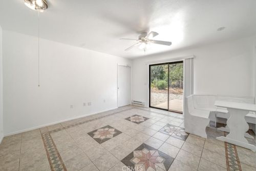 45100 Carmel Vly Rd, Greenfield CA  93927-9757 exterior