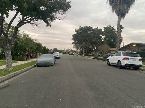 2117 Beacon Ave, Anaheim, CA 92804-4407
