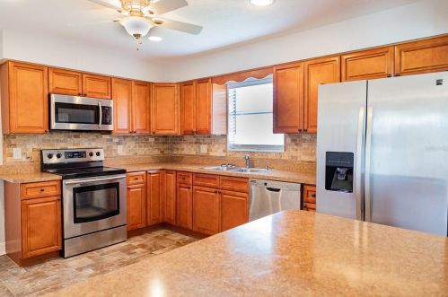 2036 Leisure Dr, Winter Haven FL  33881-1263 exterior