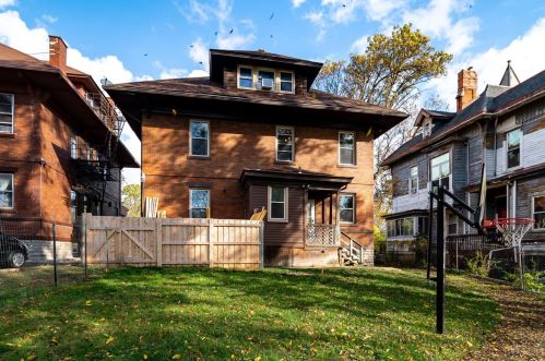 715 Fred Shuttlesworth Cir, Cincinnati OH 45229-2113 exterior