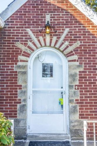 108 Sutter Rd, Glenshaw, PA 15116-1706