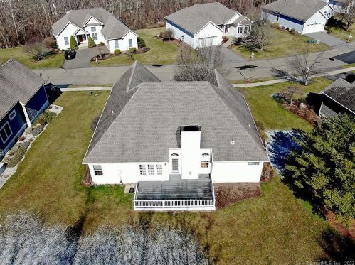 170 Rosewood Ln, Kensington CT  06037-4086 exterior