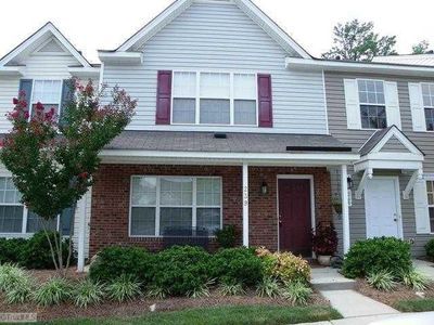 239 Malamute Ln, Greensboro, NC 27407-2770
