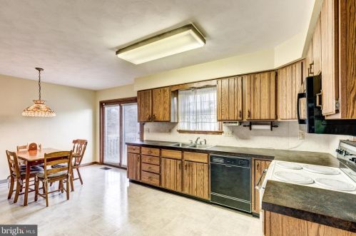 550 Herrs Rdg Rd, Gettysburg PA  17325-8556 exterior