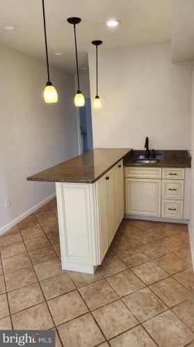 725 Collings Ave, Camden NJ  08107-1725 exterior