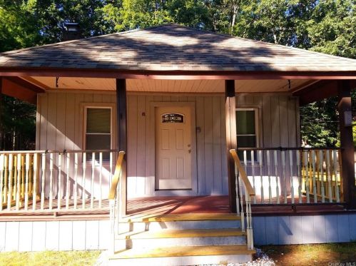 225 Yulan Barryville Rd, Barryville, NY 12719-5306