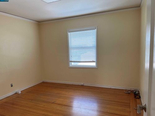 2616 94th Ave, Oakland, CA 94605-4304