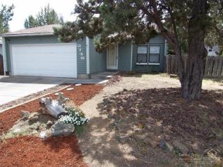 2748 Ocker Dr, Bend, OR 97701-6408