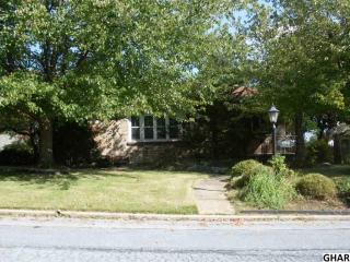 911 Poplar Ave, Swatara, PA 17033-9759