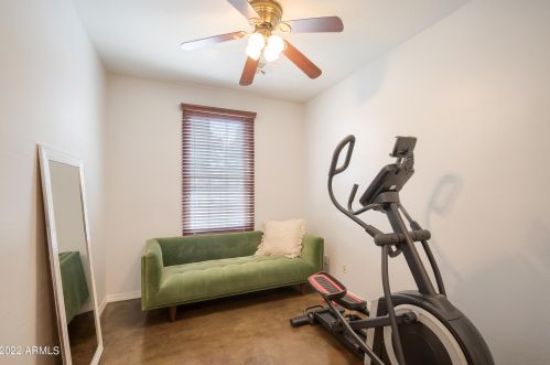 2204 Bowker St, Phoenix AZ  85040-3424 exterior