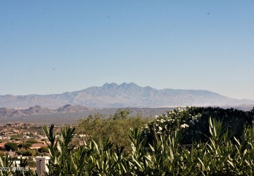 15904 Thistle Dr, Scottsdale AZ 85268-4347 exterior