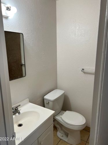 8508 37 Ave, Phoenix AZ 85053-4662 exterior