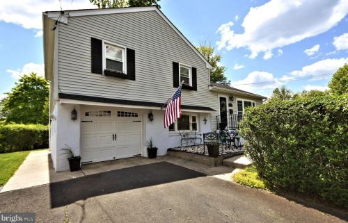 646 Wissahickon Ave, Lansdale, PA 19446-3228