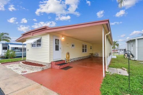 82124 B St, Pinellas Park, FL 33781-1734