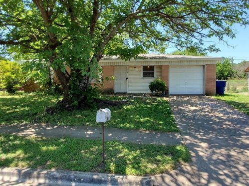 118 South Dr, Copperas Cove, TX 76522-1784