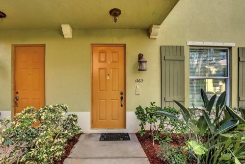 1269 Via Panzani, Boynton Beach, FL 33426-8247
