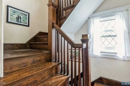 16 Godfrey Rd, Montclair NJ  07043-1310 exterior