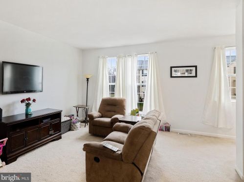 129 South Ave, Swedesboro NJ  08085-1693 exterior