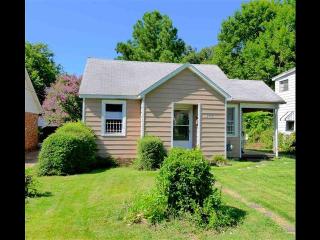 3828 Faxon Ave, Memphis, TN 38122-5216