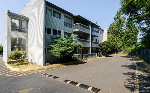 15148 65th Ave, Seattle WA 98188-2523 exterior