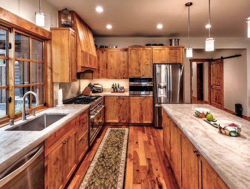 11082 Meek Ct, Truckee CA  96161-2979 exterior