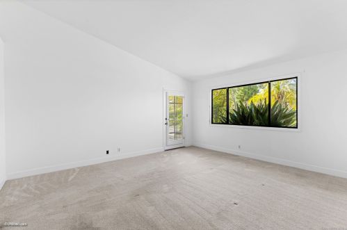 2021 Sonora Ct, Vista CA  92081-8946 exterior