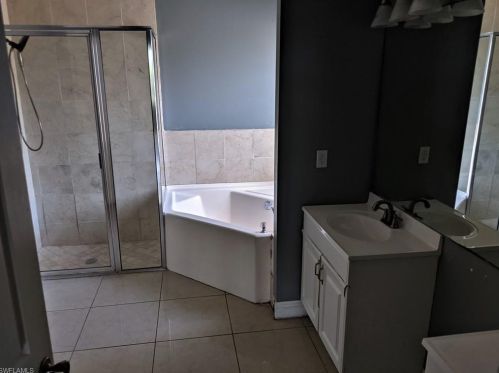 3160 22nd Ave, Naples FL  34117-8806 exterior