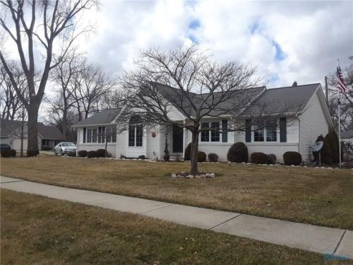 21 Hawthorne Dr, Delta, OH 43515-1078