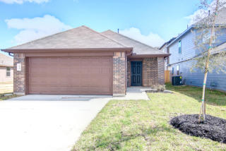 5610 Plantation Forest Dr, Katy TX  77449-1572 exterior