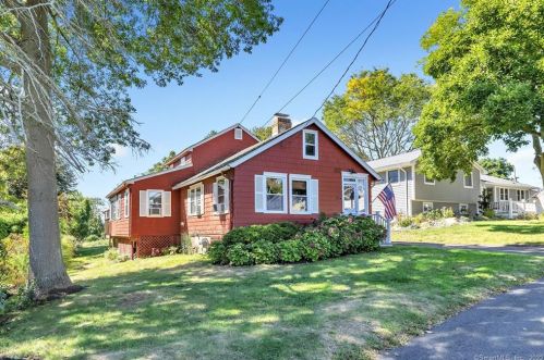 234 3rd Ave, Milford, CT 06460-5245