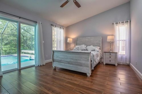 425 Countryside Dr, Naples FL  34104-6723 exterior