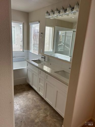 2868 Liscum St, Santa Rosa CA  95407-4500 exterior