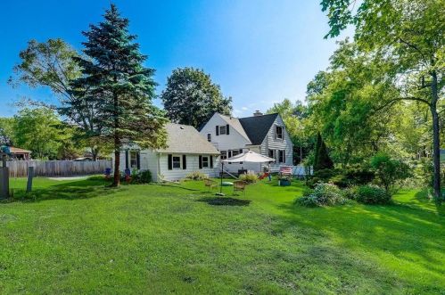 3721 104th St, Milwaukee WI  53228-1303 exterior