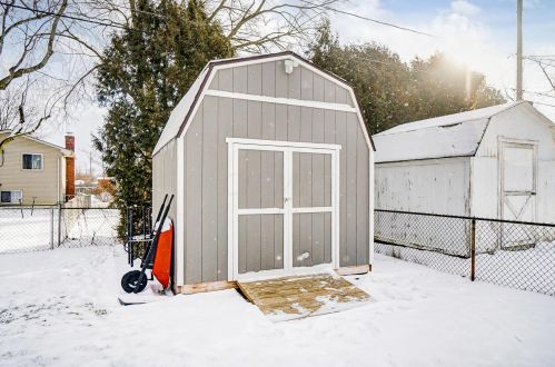 769 Brookdale Dr, West Jefferson OH  43162-1057 exterior